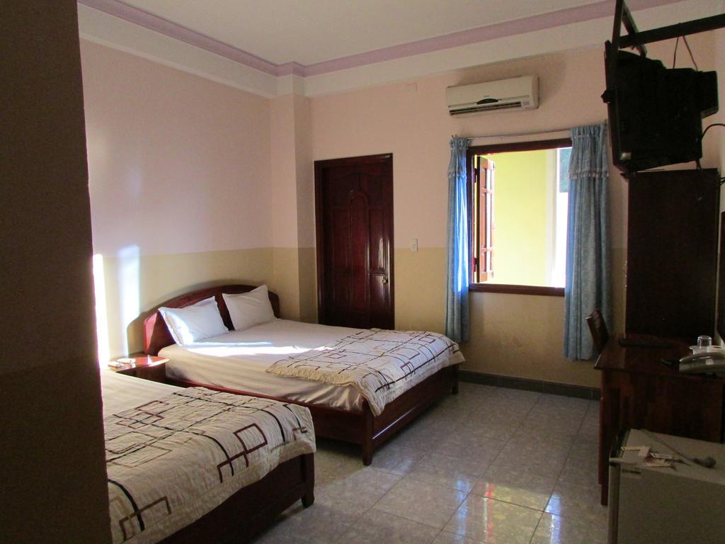 Hung Thinh Hotel 归仁 外观 照片